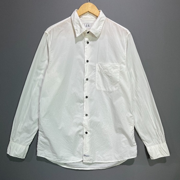 [100] CP컴퍼니 드레스업 화이트 셔츠 1966